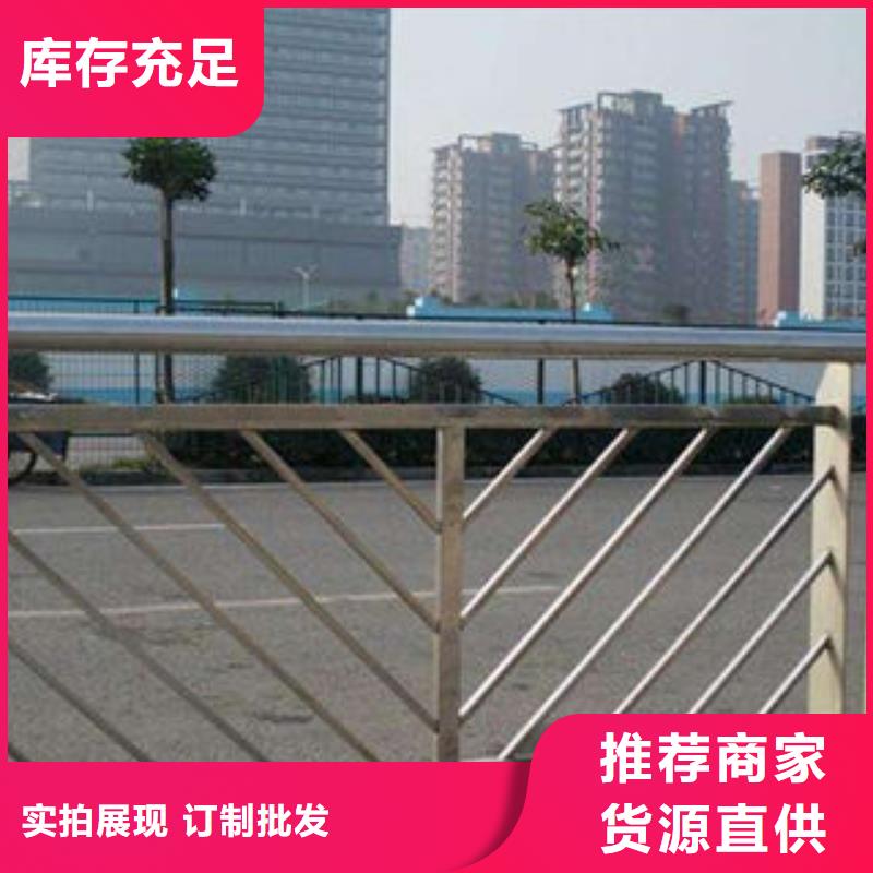桥梁护栏热镀锌喷塑钢板立柱质量牢靠