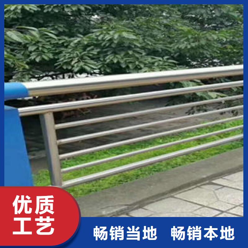 【道路护栏】道路隔离栏杆生产经验丰富