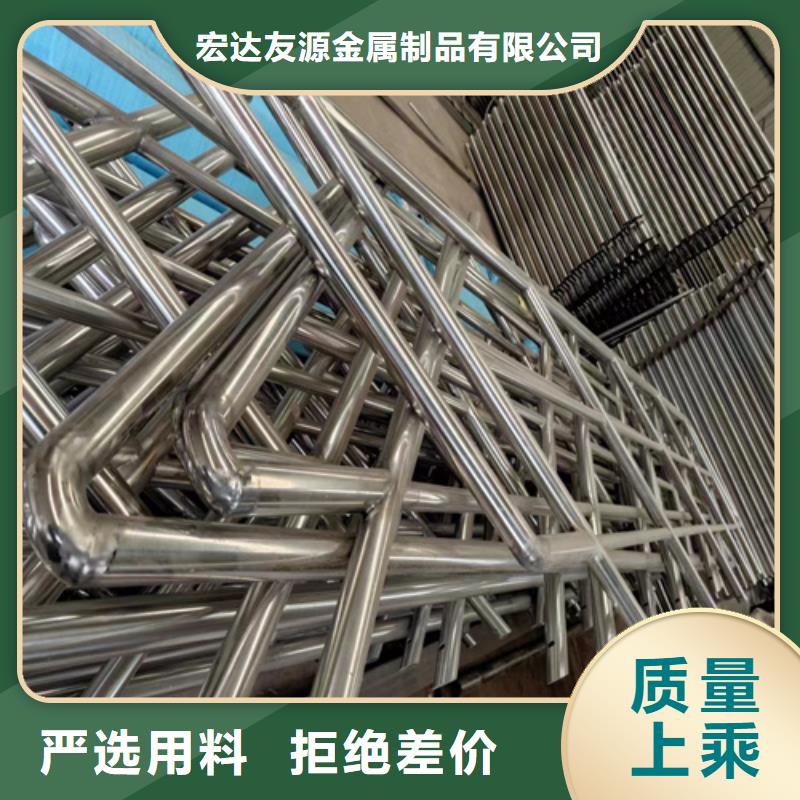 人行道隔离栏杆购买注意事项