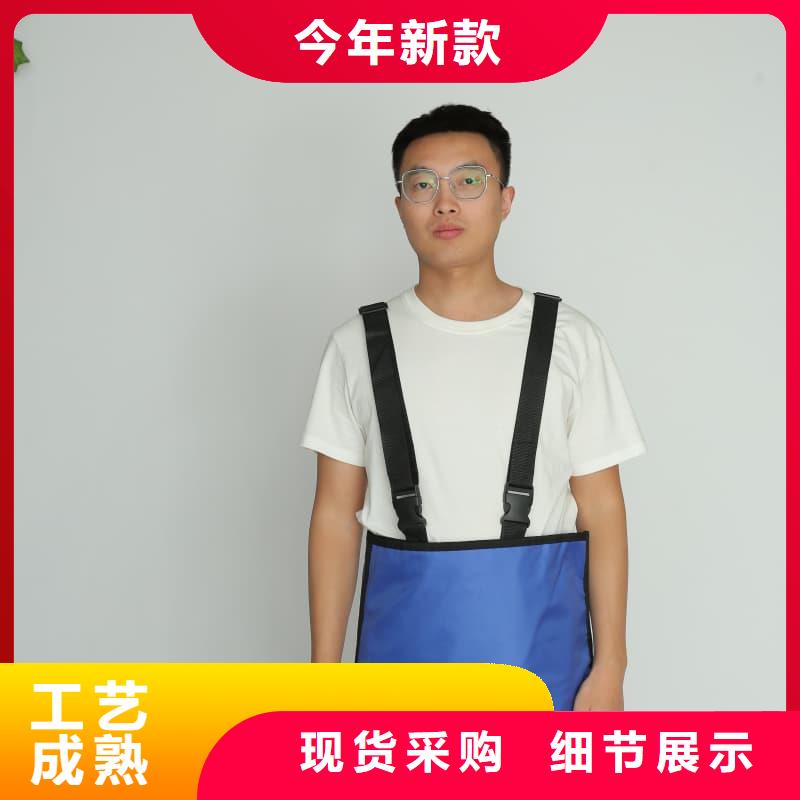 披肩式围领广受好评