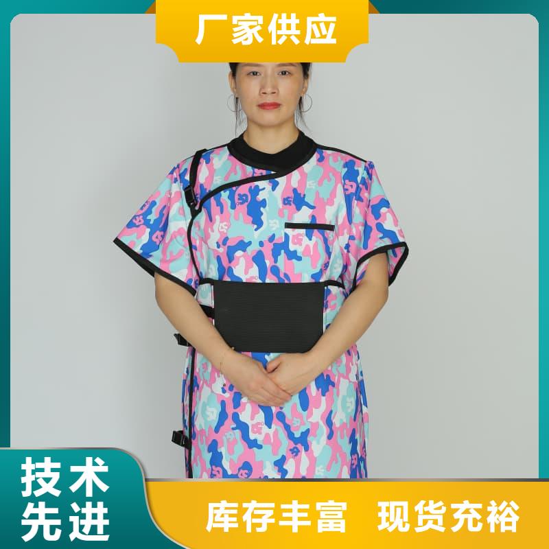 披肩式围领广受好评