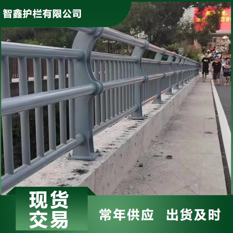 道路隔离护栏使用寿命长