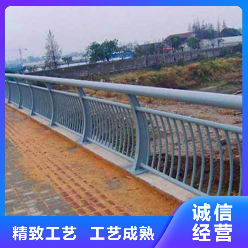 【灯光护栏-市政道路防护栏精工打造】