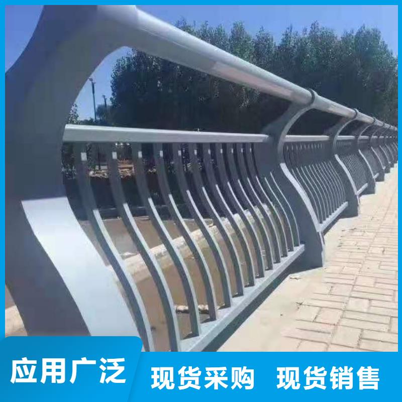 防撞护栏镀锌管护栏销售的是诚信