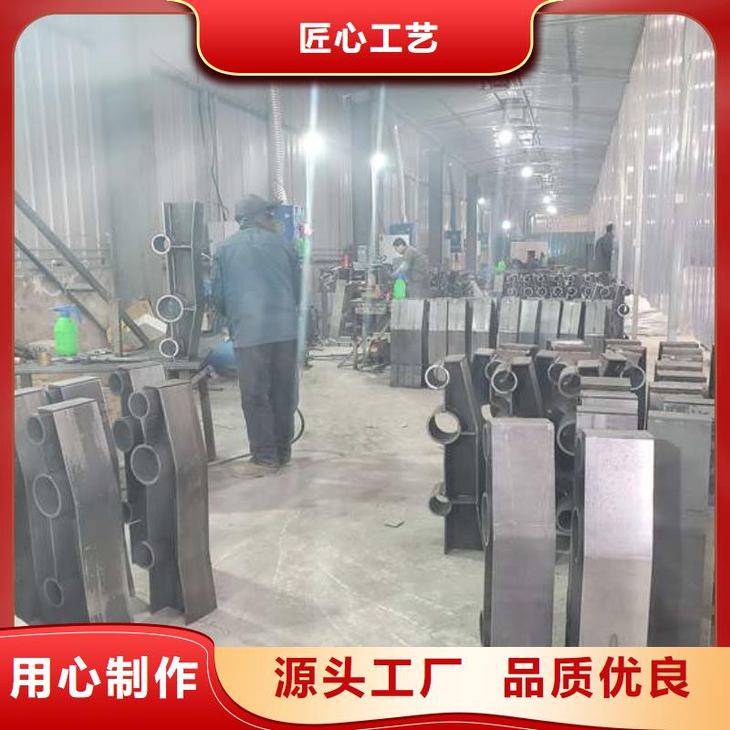 防撞护栏 镀锌波形护栏打造行业品质