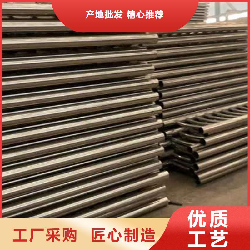 护栏库存量大