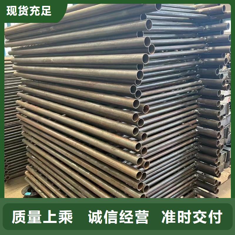 护栏不锈钢复合管护栏厂注重细节