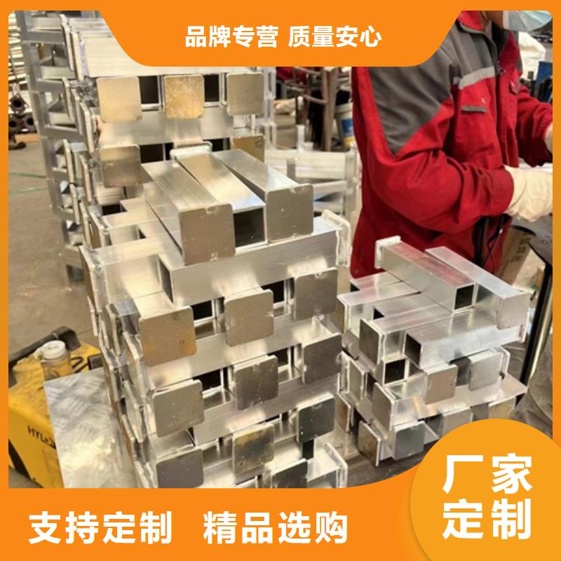 【防撞护栏】,国道抗冲击围栏当地厂家值得信赖