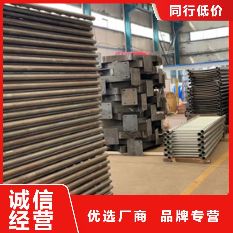 防撞护栏不锈钢桥梁护栏厂常年出售