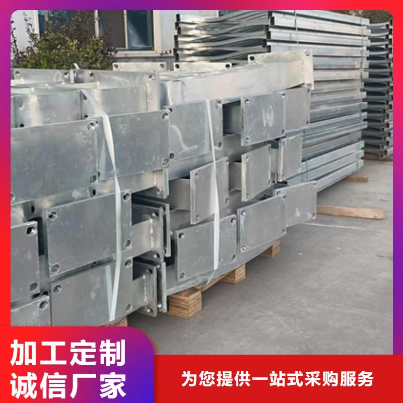 护栏,灯光护栏厂家闪电发货