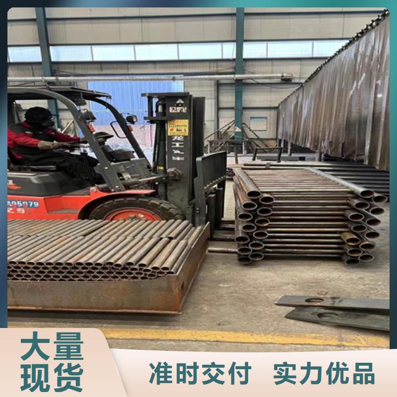 供应批发钢防撞护栏-优质