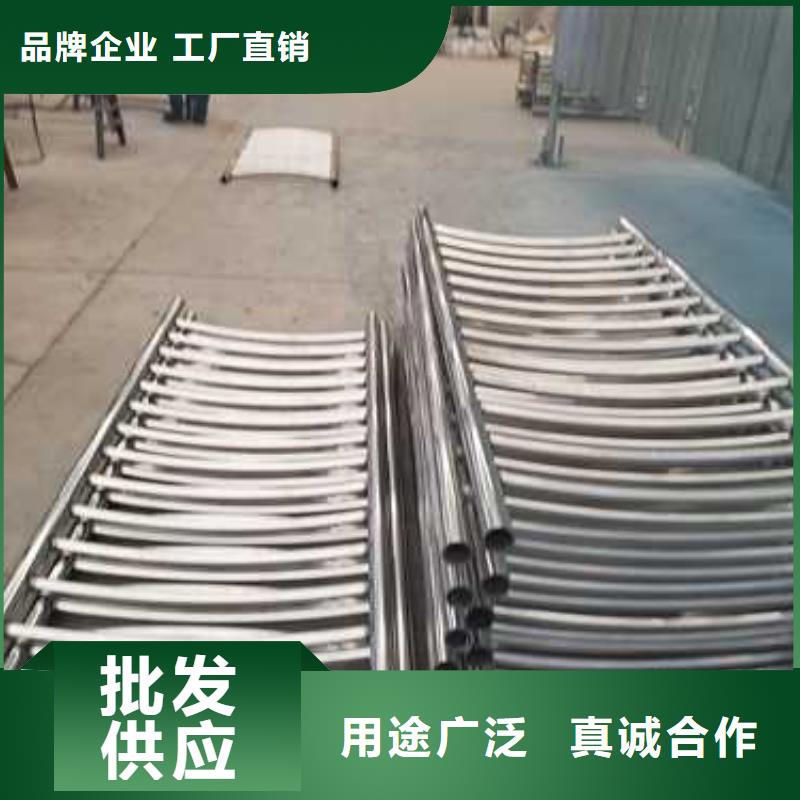 道路护栏热镀锌立柱优选原材