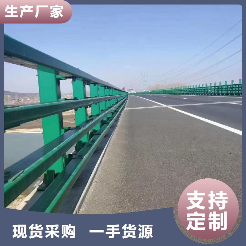 道路护栏镀锌波形护栏大厂家实力看得见