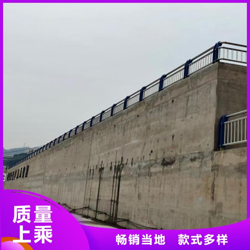 【道路护栏山东复合管护栏厂家现货充裕】