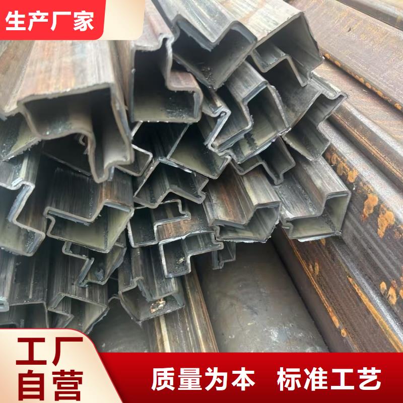 泸州 当地 90*104镀锌八字管现货直发供应