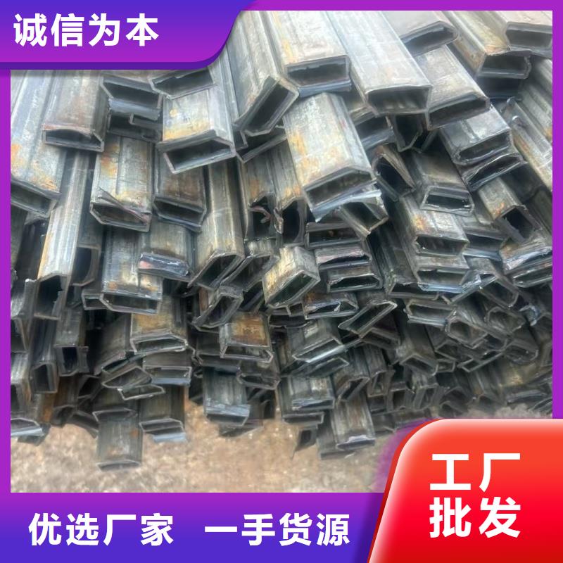 泸州 90*104镀锌八字管现货直发供应