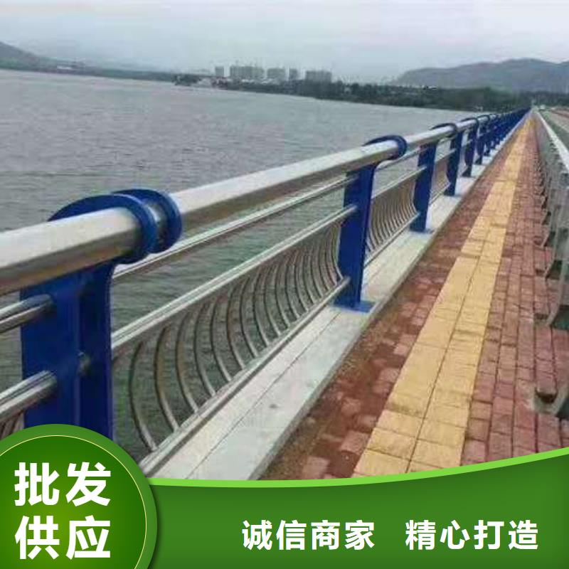 【护栏国道抗冲击围栏支持定制加工】