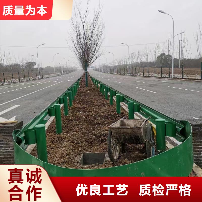 优选：标志牌标志杆