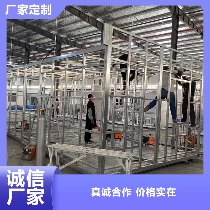 
环卫垃圾分类亭施工团队