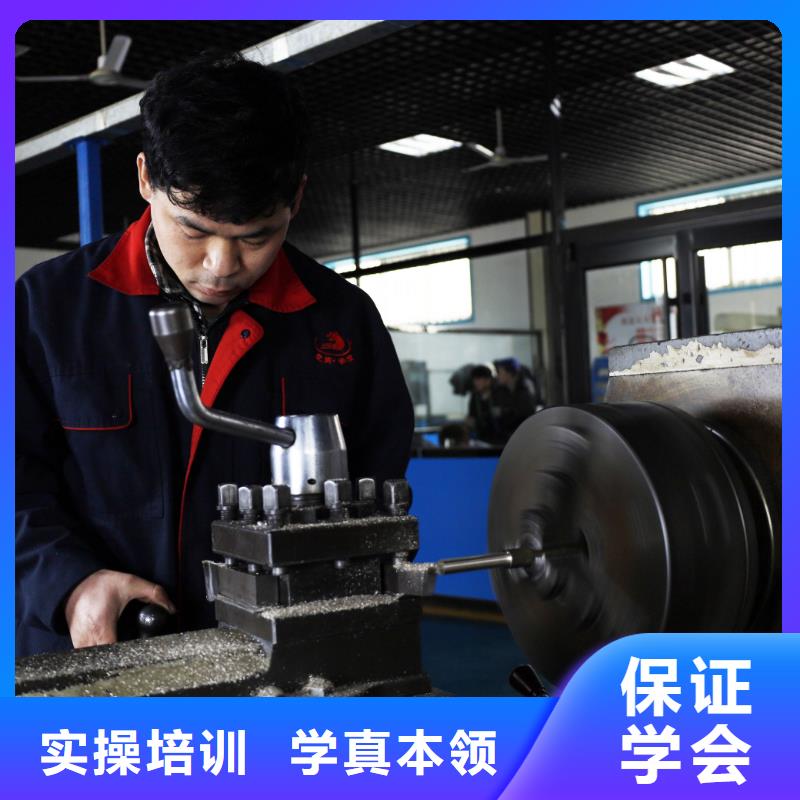 学校有真的数控机床给学生练手吗校企共建