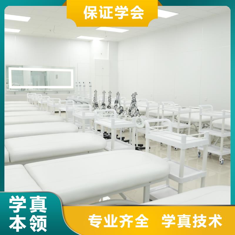 美容美发学校包吃住吗学真技术